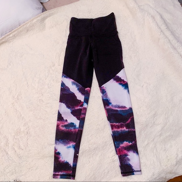 STRUT THIS‎ Space Pattern Leggings - Picture 3 of 7